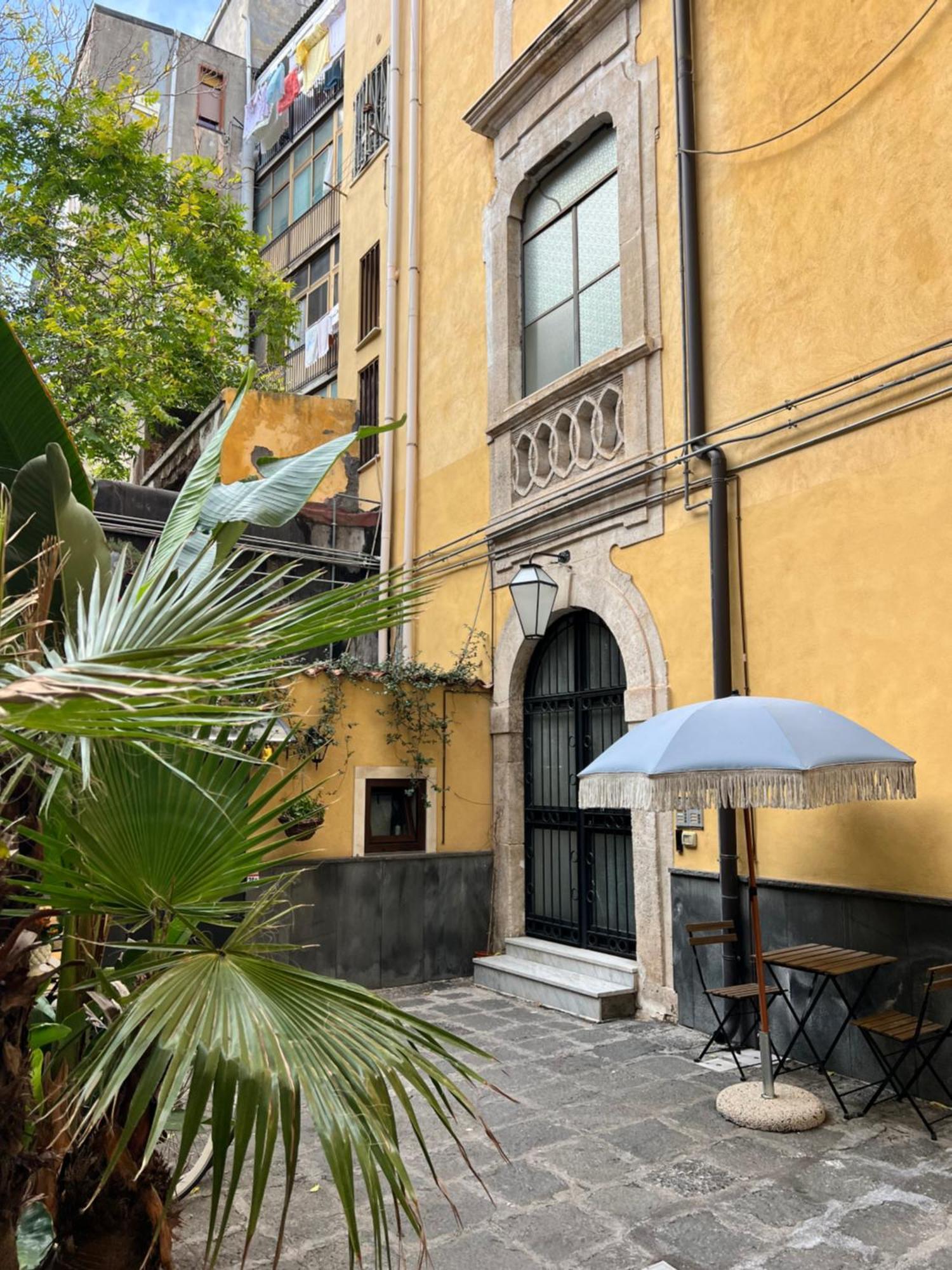 הוילה קטאניה Palazzo Kolombo מראה חיצוני תמונה